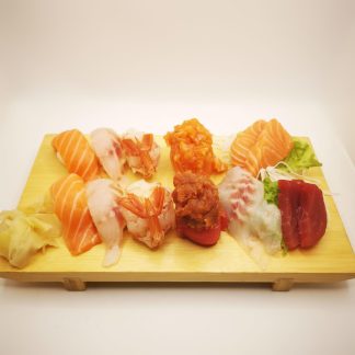 Sushi Sashimi Gunkan Misto